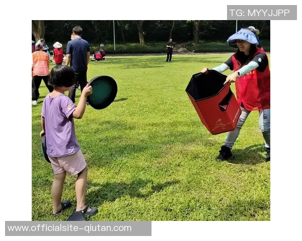 张磊亲授飞盘技巧与心得分享助你提升游戏水平 张磊亲授飞盘技巧与心得分享助你提升游戏水平